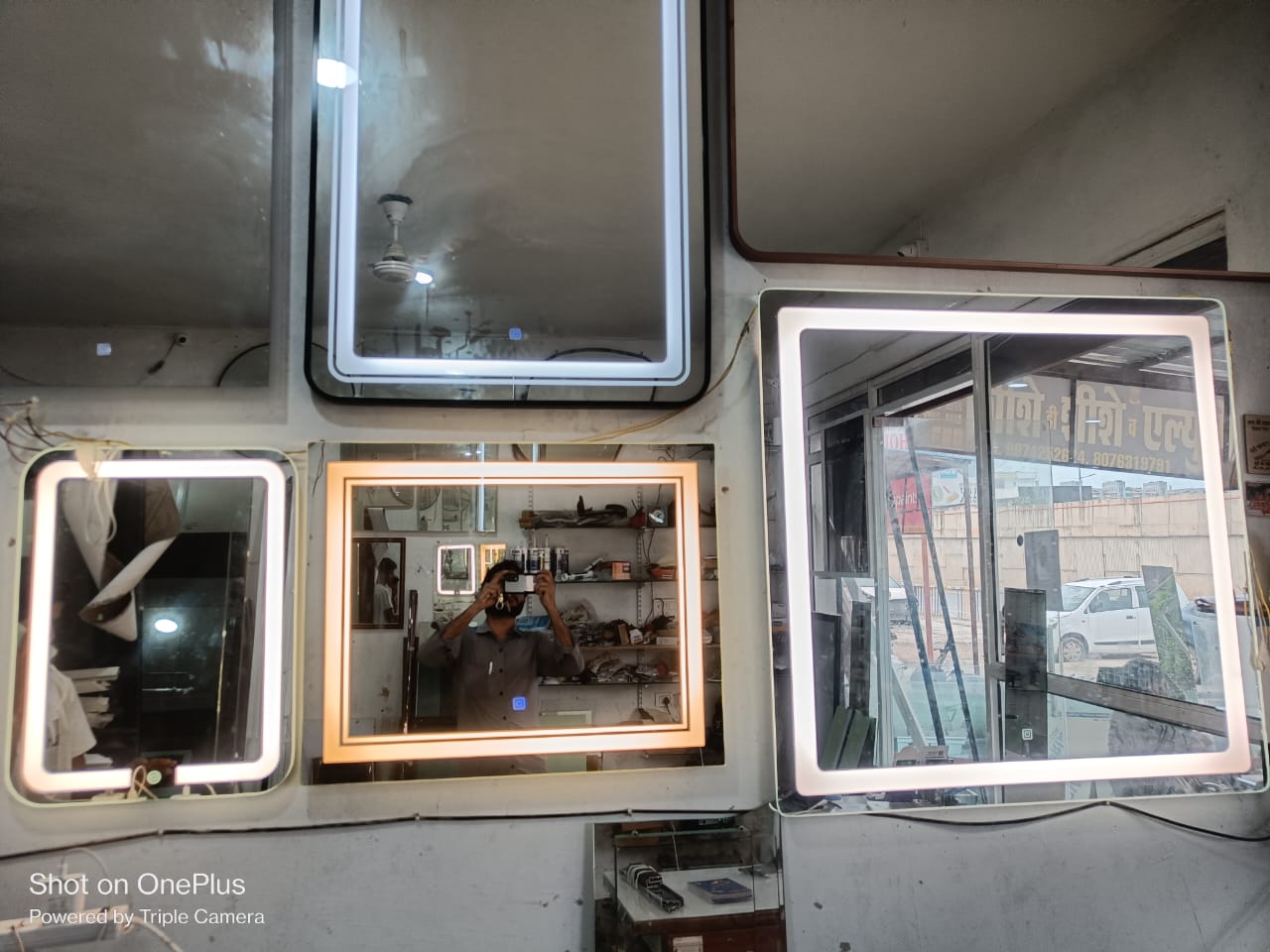 Mirror Profile with Lighting